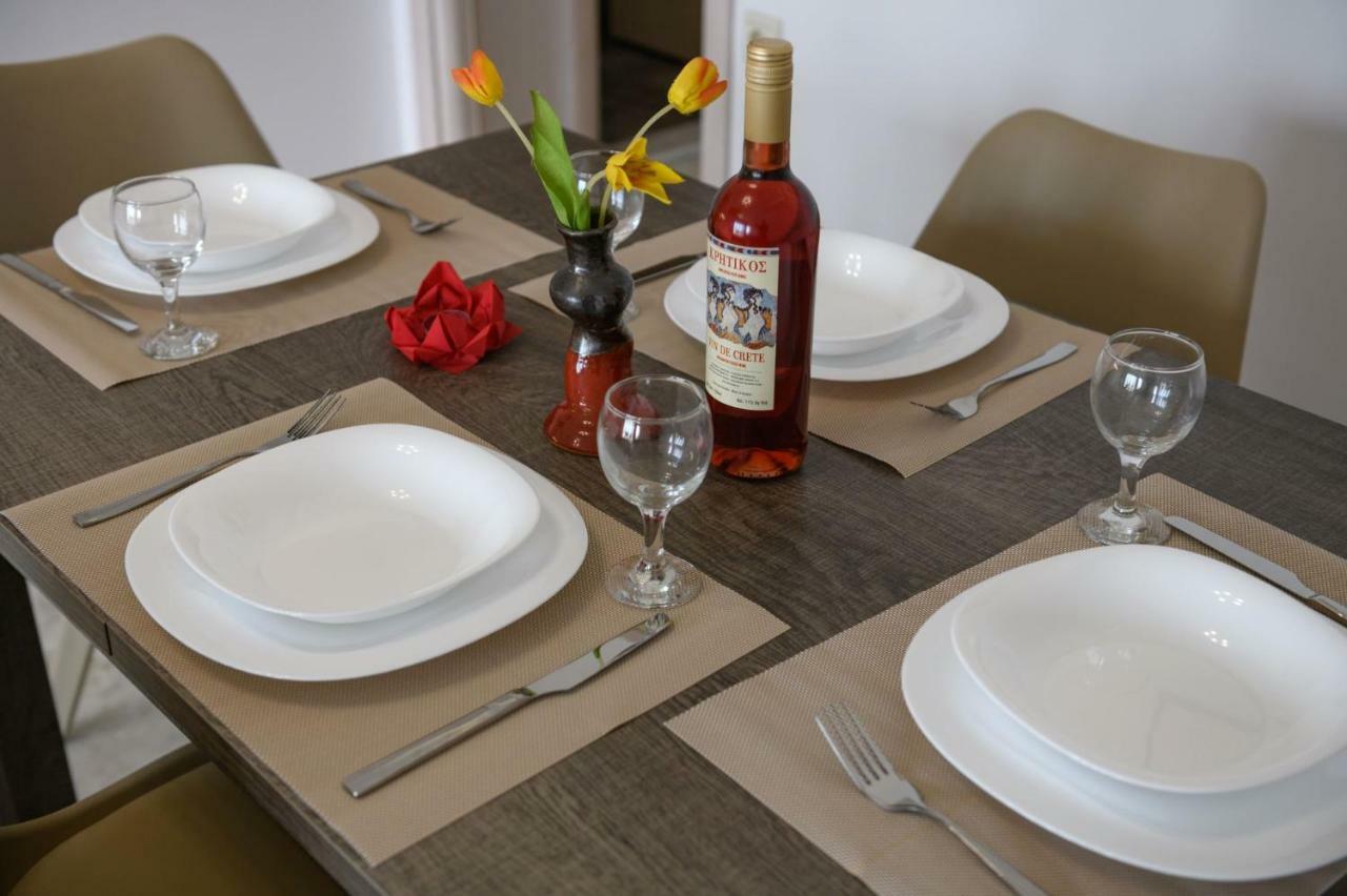 Coral Sea Apartment Кокинос Пиргос Екстериор снимка