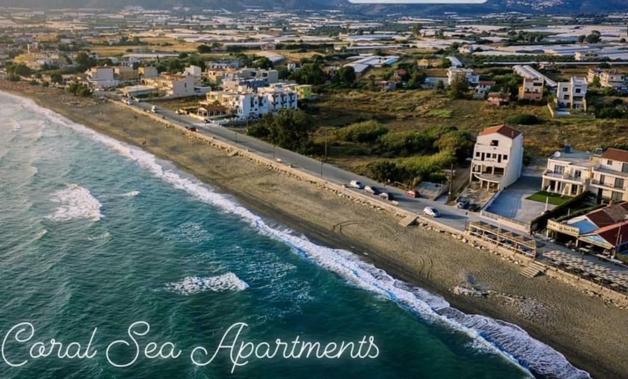 Coral Sea Apartment Кокинос Пиргос Екстериор снимка